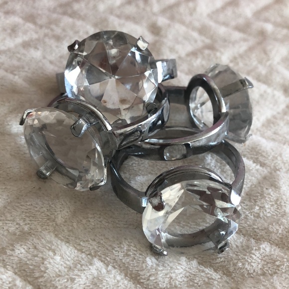 Diamond ring shape napkin holders - Picture 5 of 5